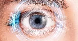 علامات الحمل من العين : هل تتأثر العين بالحمل 