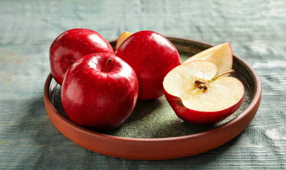 كم عدد السعرات الحرارية في التفاحة؟ 